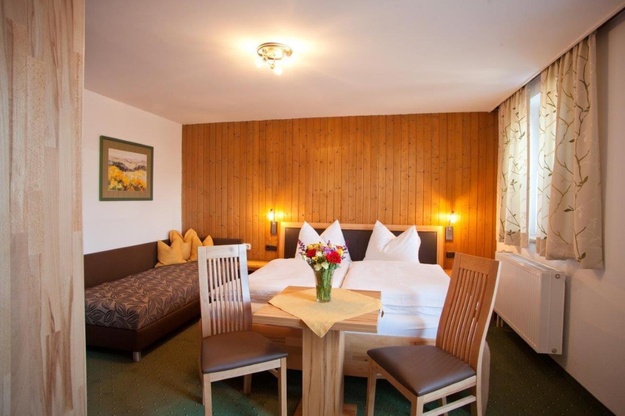 Pension Schierl Faistenau Quarto foto